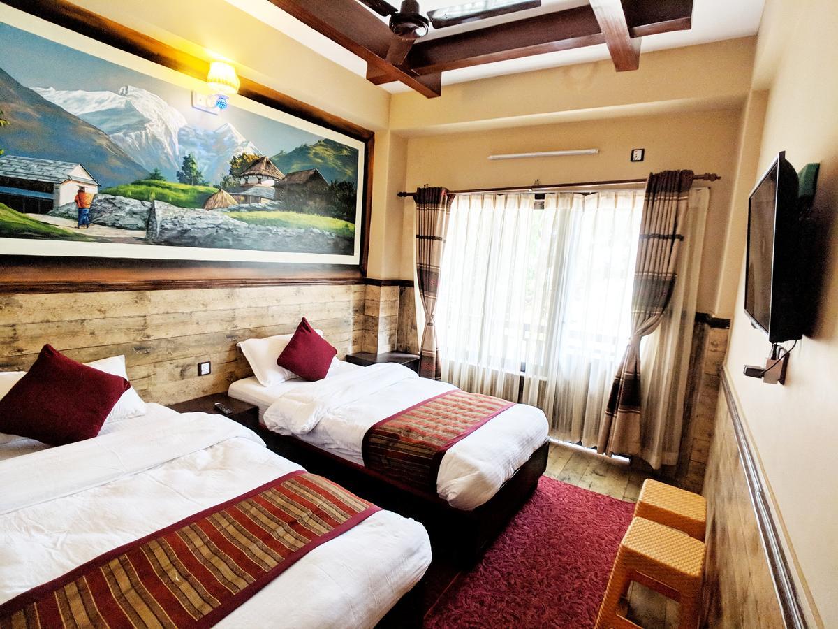 Hotel Forest Lake Backpackers' Hostel Pokhara Buitenkant foto