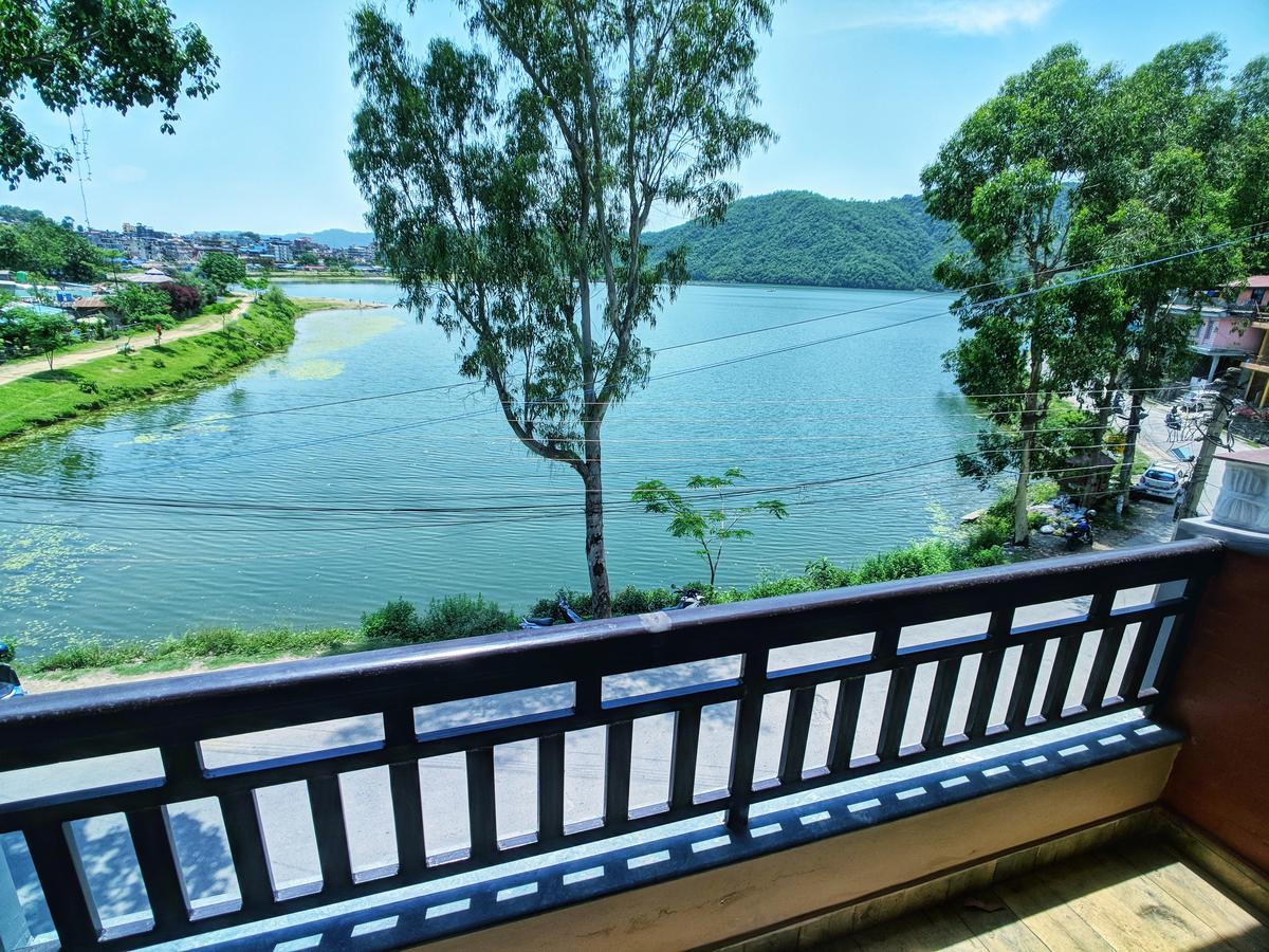 Hotel Forest Lake Backpackers' Hostel Pokhara Buitenkant foto