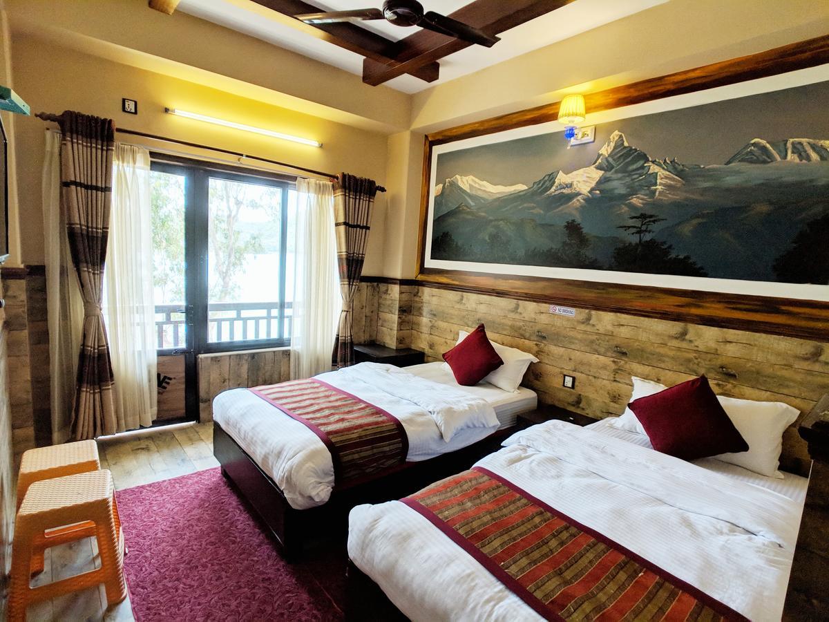 Hotel Forest Lake Backpackers' Hostel Pokhara Buitenkant foto